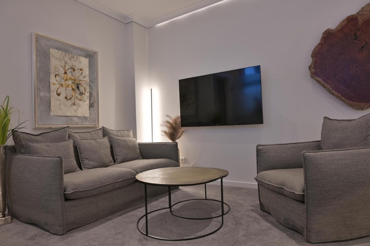 Ferienwohnung Uhrwerk เฟลนส์บวร์ก ภายนอก รูปภาพ